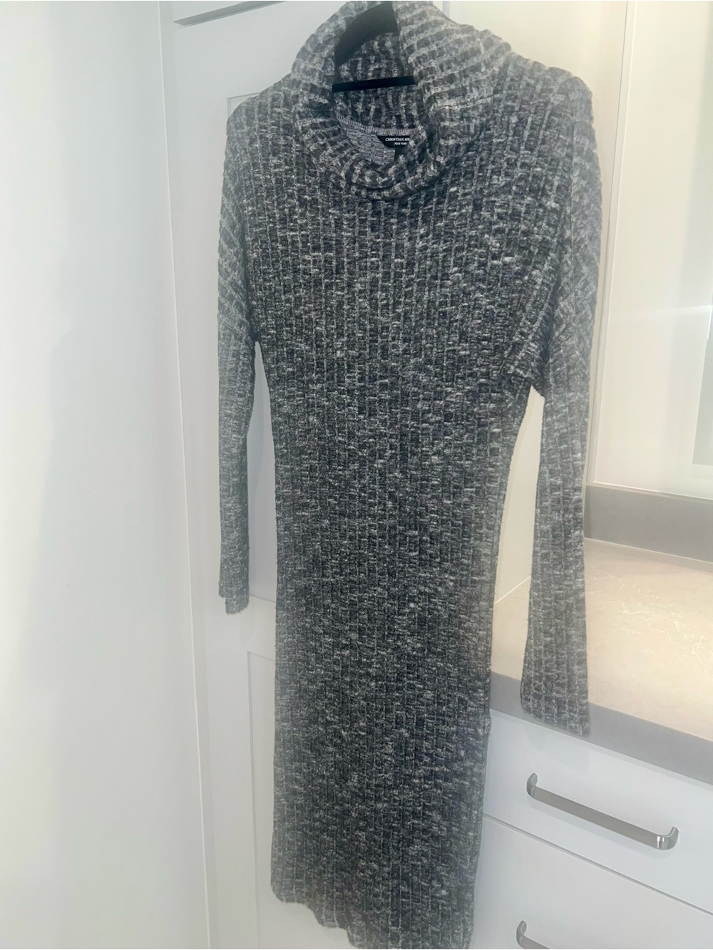 Christian Siriano Gray Ribbed Turtleneck Sexy Knit Dress-LIKE NEW - Picture 8 of 9